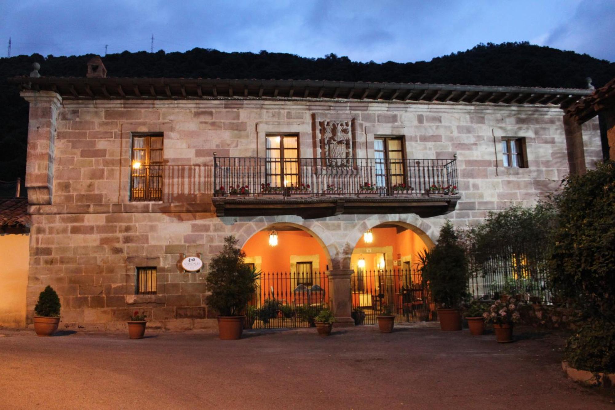 Casona De La Salceda Guest House Treceno ภายนอก รูปภาพ