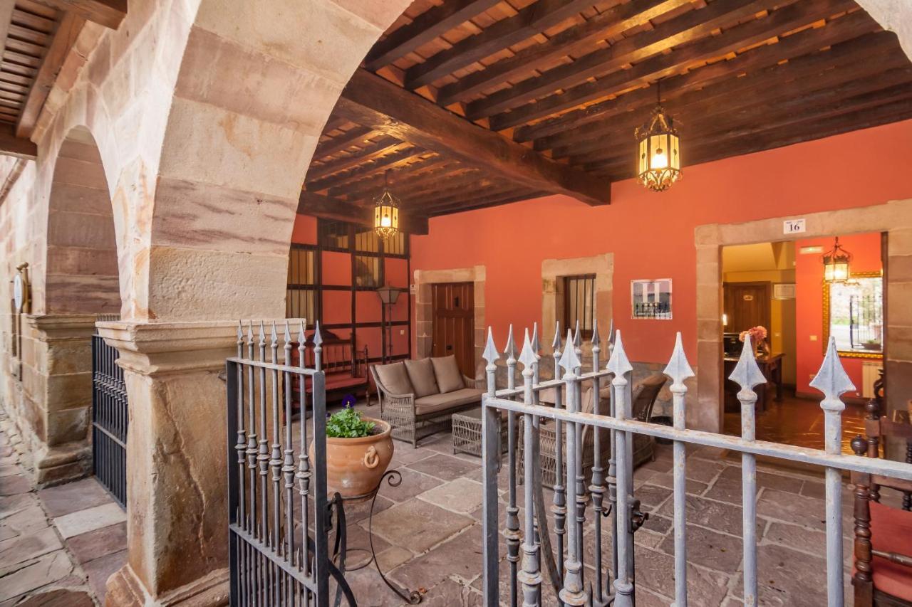 Casona De La Salceda Guest House Treceno ภายนอก รูปภาพ