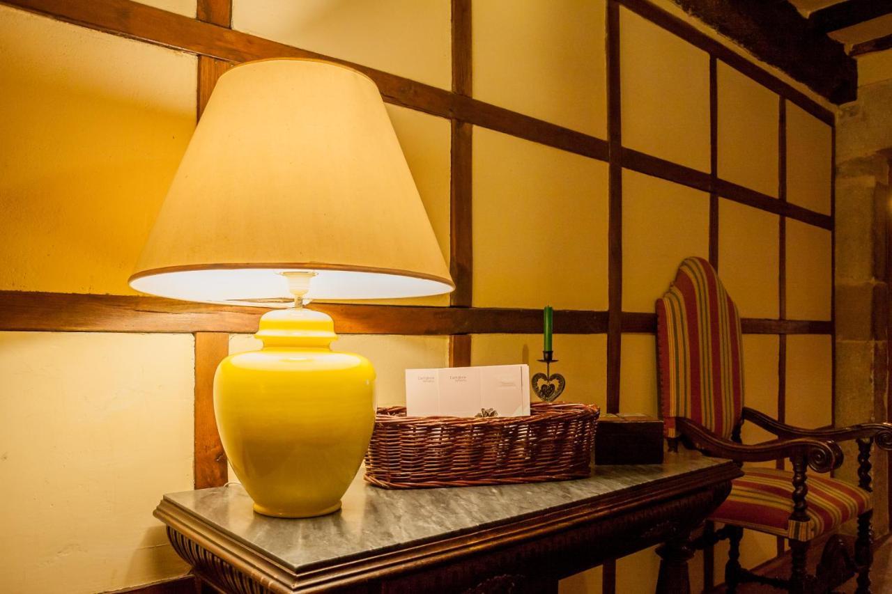 Casona De La Salceda Guest House Treceno ภายนอก รูปภาพ