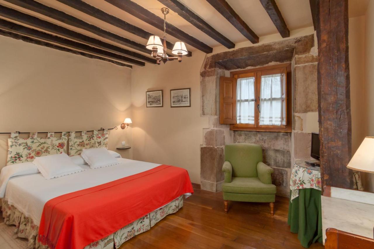 Casona De La Salceda Guest House Treceno ภายนอก รูปภาพ