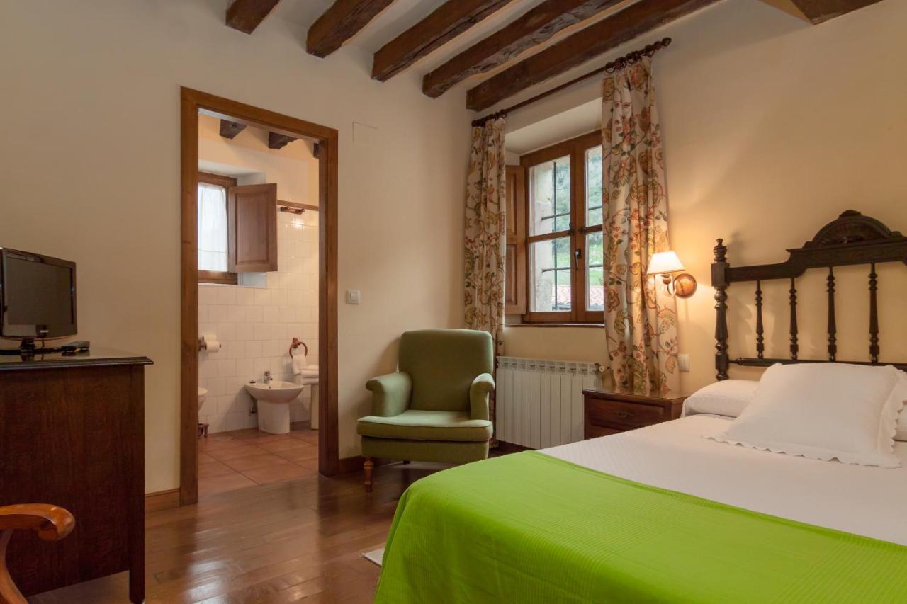 Casona De La Salceda Guest House Treceno ภายนอก รูปภาพ